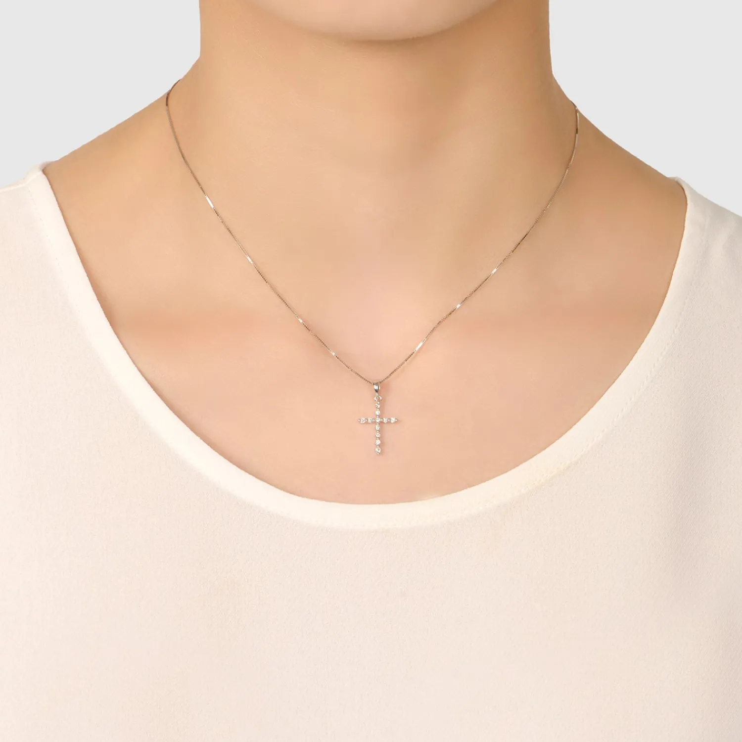 classic_2-5.webp Lee Hwa Jewellery Pendants-CLASSIC
